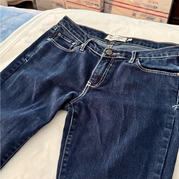 Abercrombie & Fitch Blue Stretch Jeans Women’s Size 6 – Classic Mid-Rise Denim - Picture 7 of 7